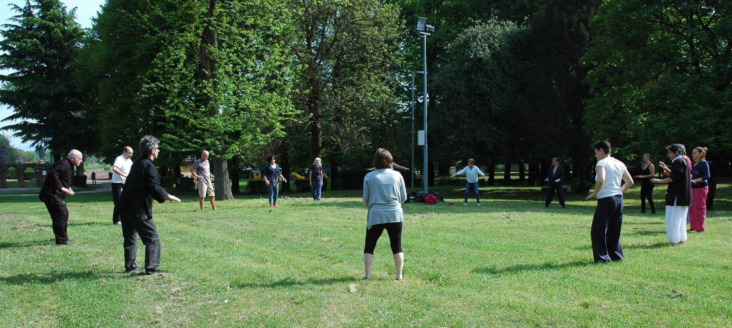 Qi Gong e Tai Chi della Scuola Itcca Italia al Parco a Castiglione Olona